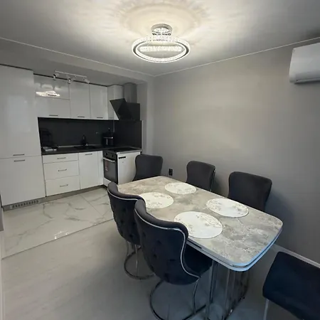 Апартамент Luxury Варна